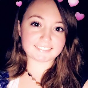 Meet your Posher, Kaitlyn